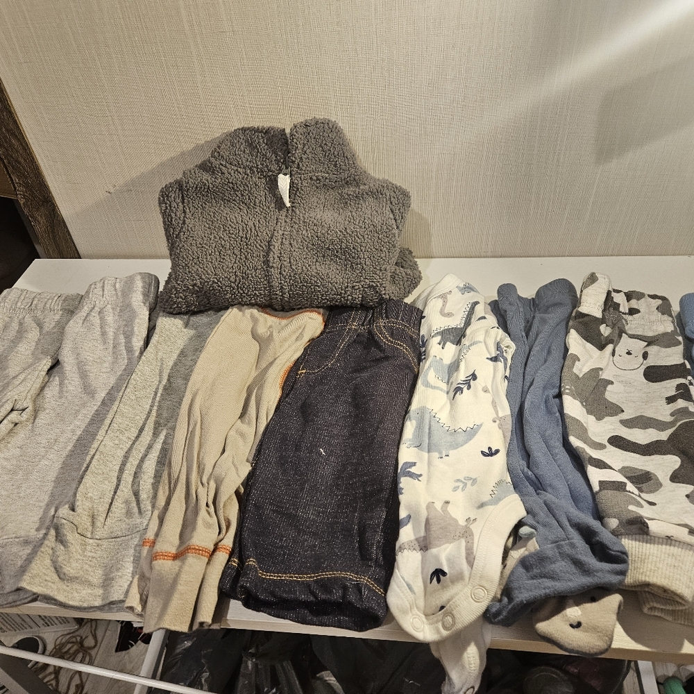 10pc Winter Boys Clorhing Lot. Size 3 Months. Carters & Gerber